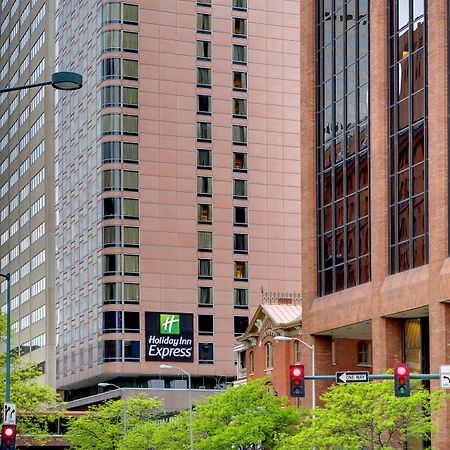 Holiday Inn Express Denver Downtown By Ihg Ngoại thất bức ảnh