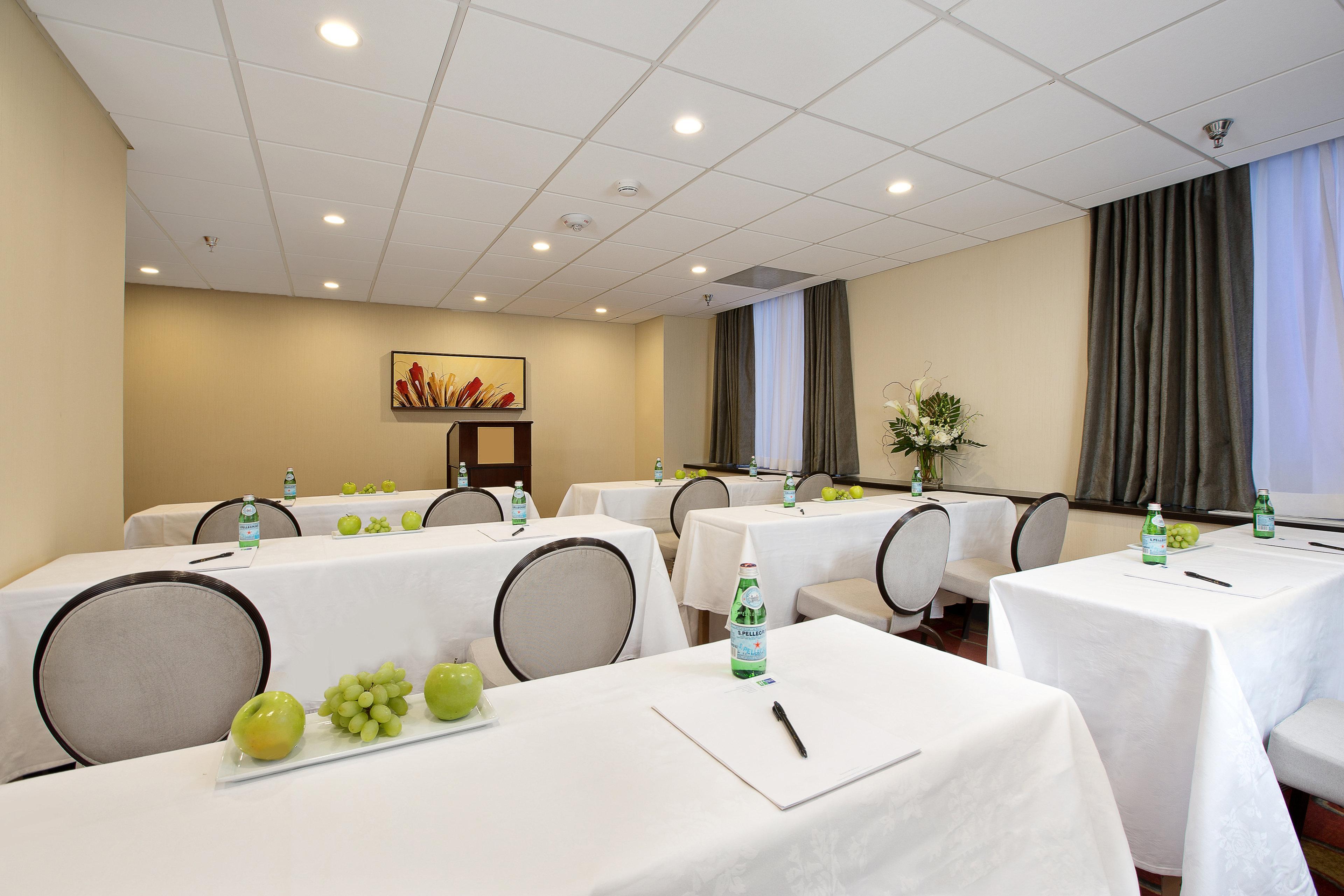 Holiday Inn Express Denver Downtown By Ihg Ngoại thất bức ảnh